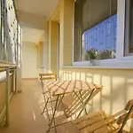 Apartment Karlove 3 Free Parking, Family Friendly, Near Center Bratislava