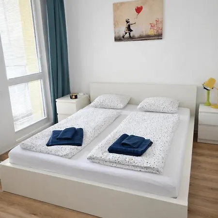 Lejlighed Karlove 3 Free Parking, Family Friendly, Near Center Bratislava