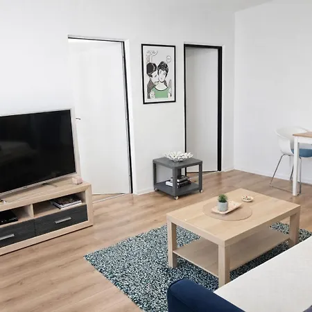 Karlove 3 Free Parking, Family Friendly, Near Center Pressburg