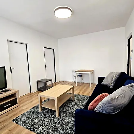 Karlove 3 Free Parking, Family Friendly, Near Center Apartament Bratislava