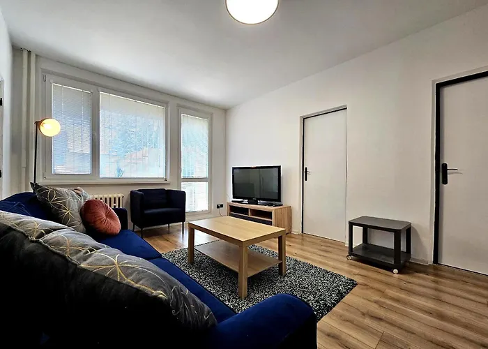 Karlove 3 Free Parking, Family Friendly, Near Center Apartmán *